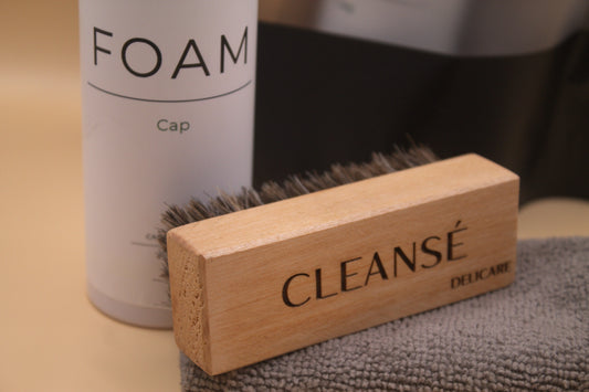 Hat Kit (CAP FOAM + cepillo DELICARE + microfibra)